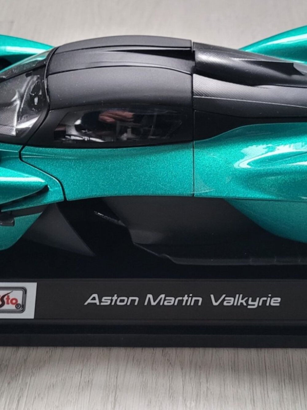 Maisto 2025 - Special Edition - Aston Martin Valkyrie 1:18